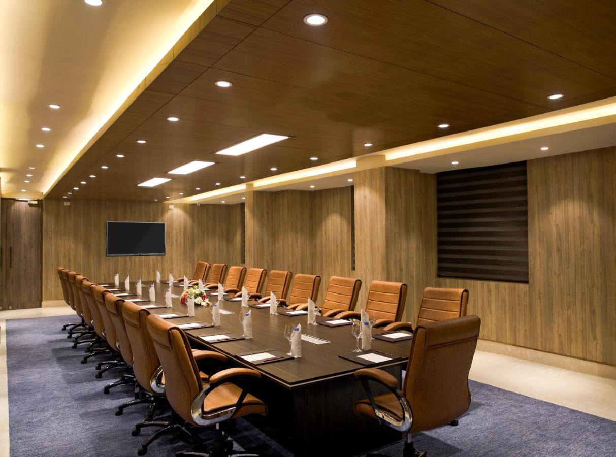 Regenta Central Noida, Sector 49 Exterior photo